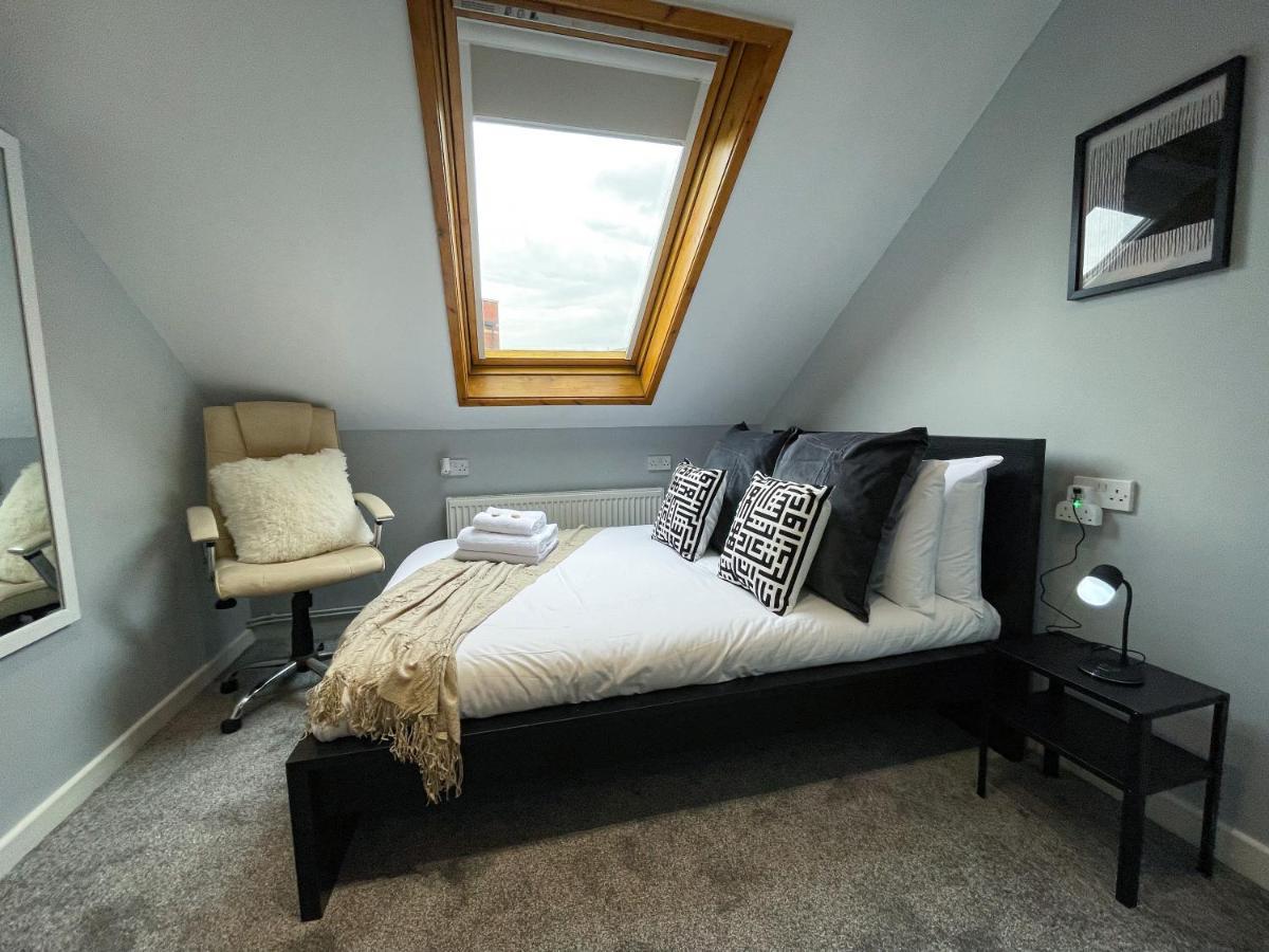 The Loft At Utopia Penthouse By M-Groupsa Swansea Bagian luar foto