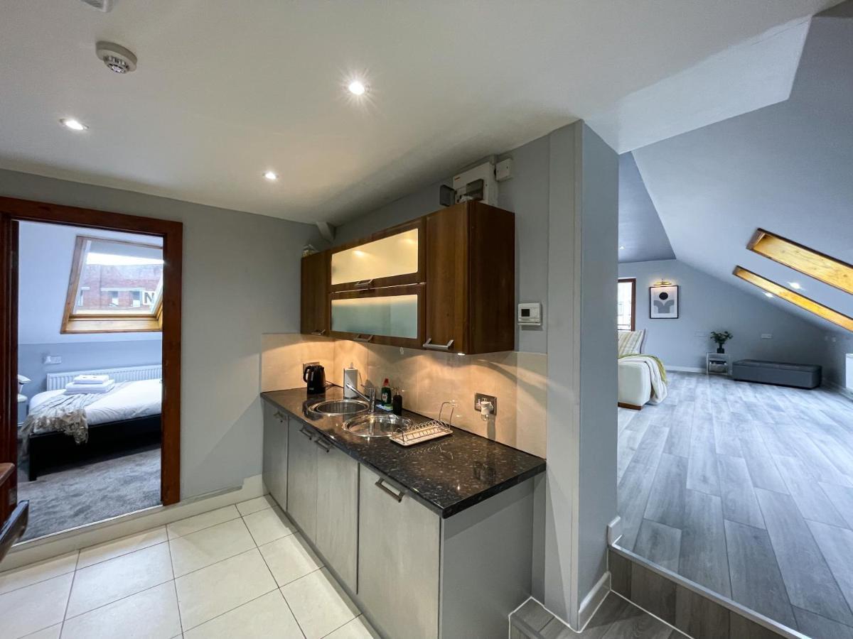 The Loft At Utopia Penthouse By M-Groupsa Swansea Bagian luar foto